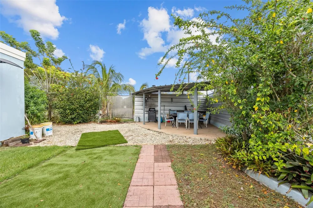 Solar 5 CARR 429 BO CALVACHE Rincon, PR 00677