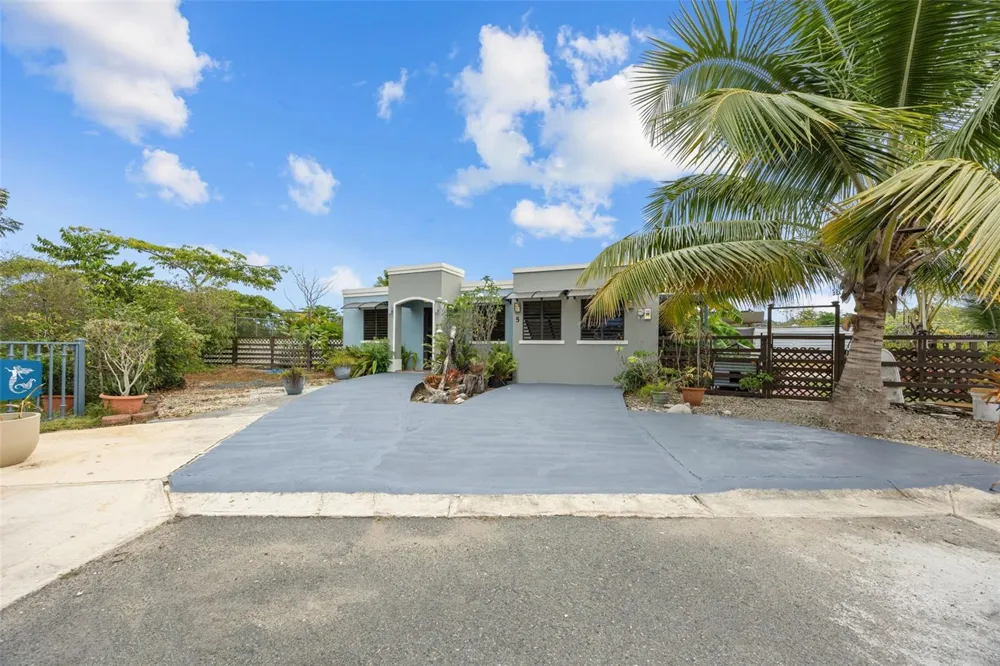 Solar 5 CARR 429 BO CALVACHE Rincon, PR 00677