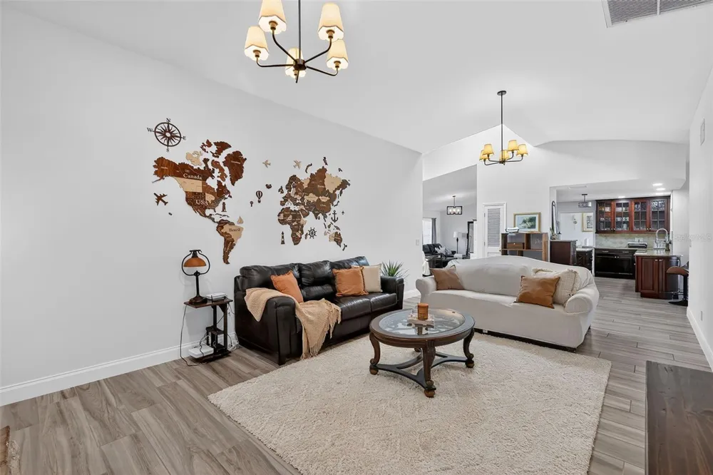 29 SE 10TH AVENUE Cape Coral, FL 33990