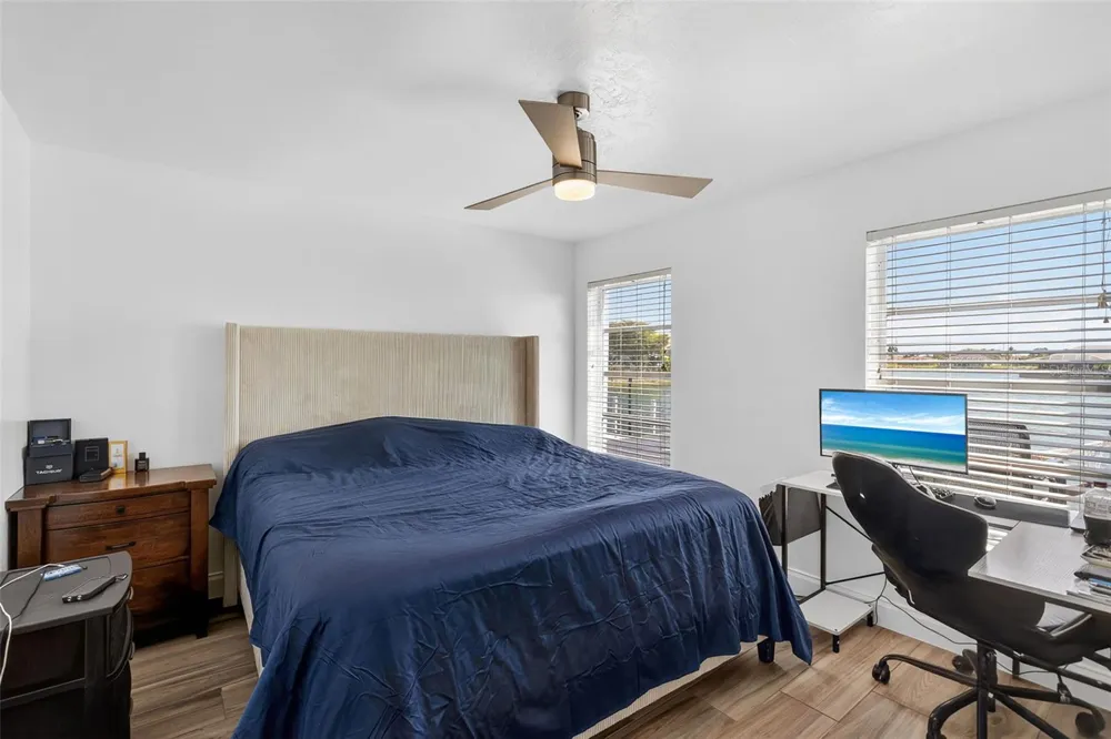 29 SE 10TH AVENUE Cape Coral, FL 33990