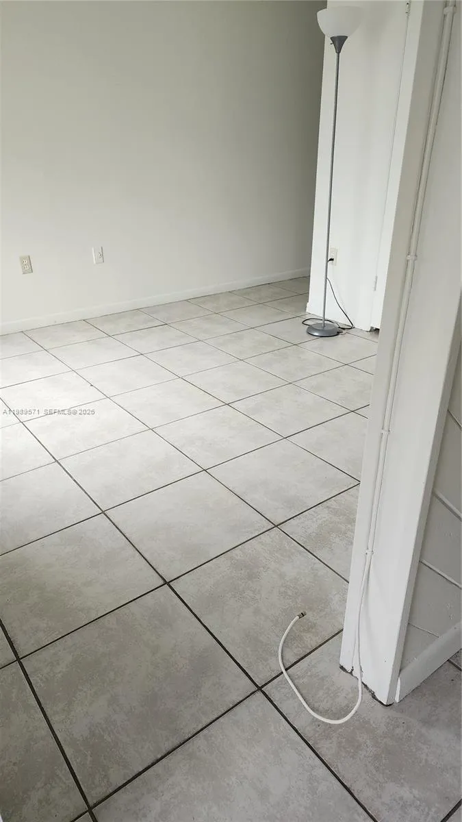 9405 W Flagler St #D204 Miami, FL 33174