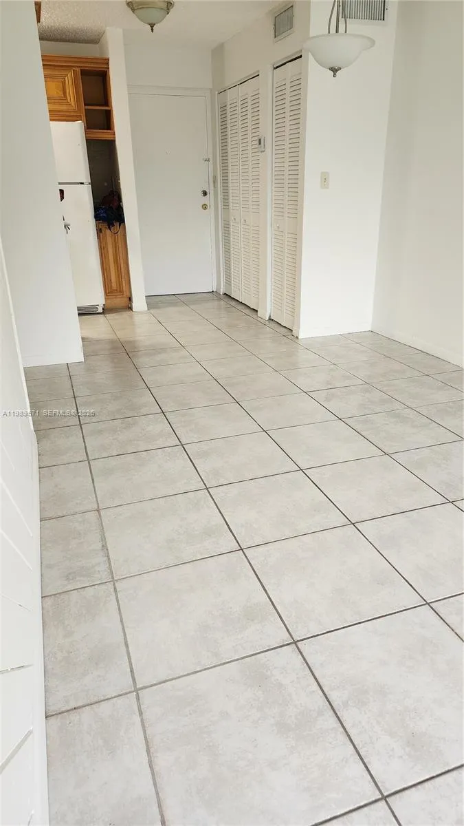 9405 W Flagler St #D204 Miami, FL 33174