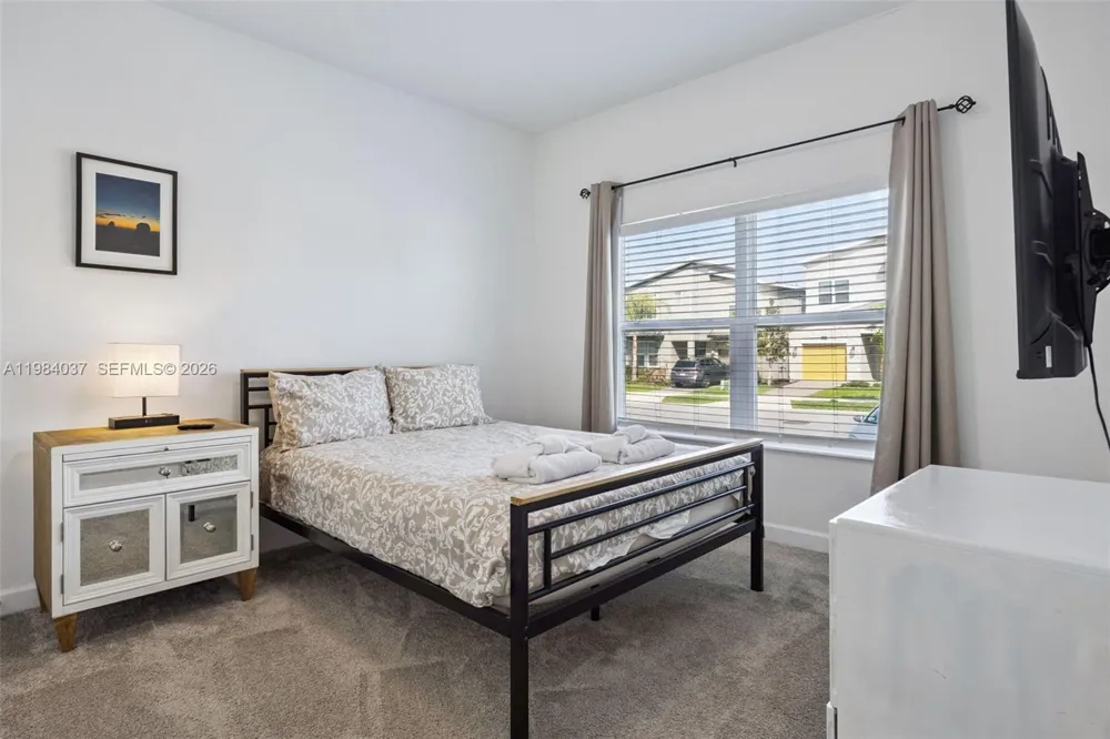 992 Leasder St Other City - In The State Of Florida, FL 33896
