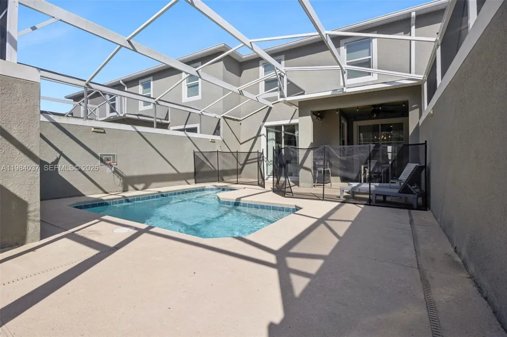 992 Leasder St Other City - In The State Of Florida, FL 33896
