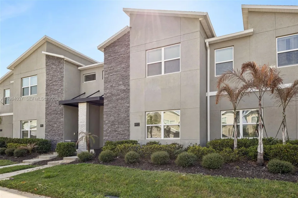 992 Leasder St Other City - In The State Of Florida, FL 33896