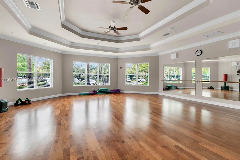 992 Leasder St Other City - In The State Of Florida, FL 33896