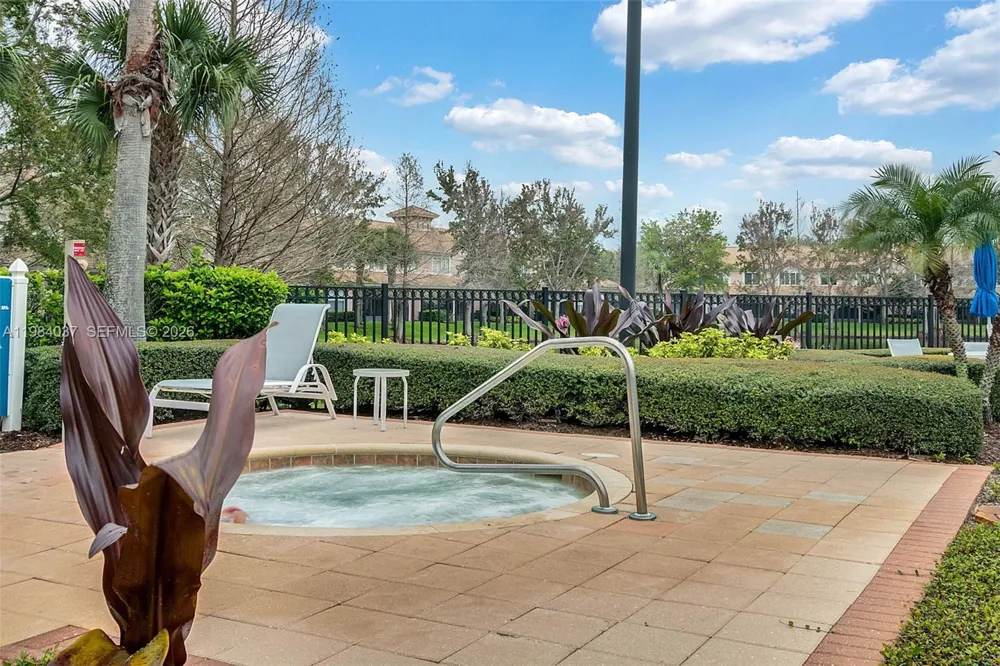 992 Leasder St Other City - In The State Of Florida, FL 33896
