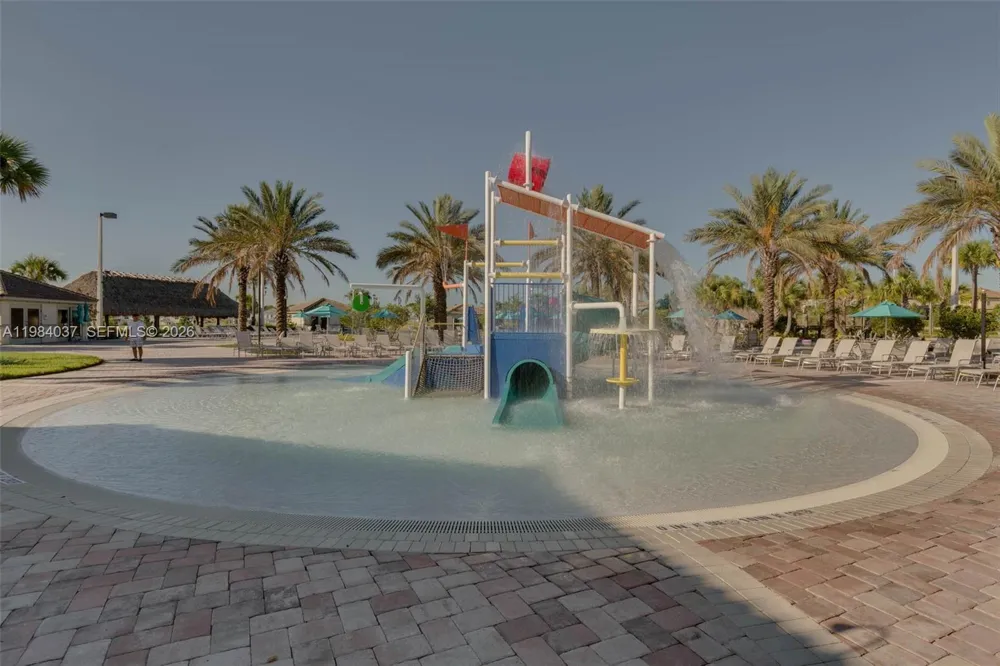992 Leasder St Other City - In The State Of Florida, FL 33896