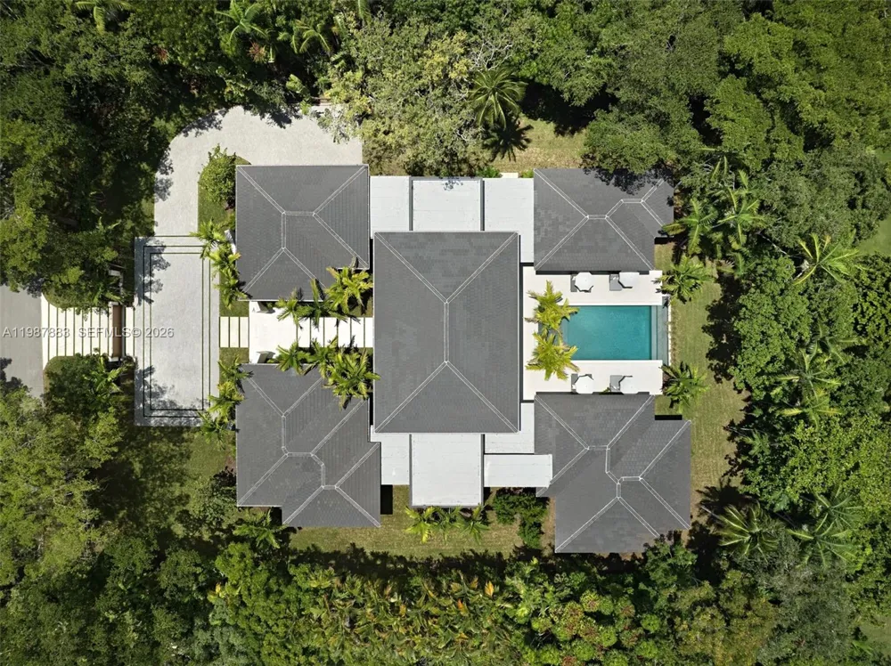 6371 SW 107th St Pinecrest, FL 33156