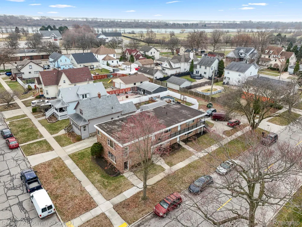 3615 4th Street Wyandotte City, MI 48192