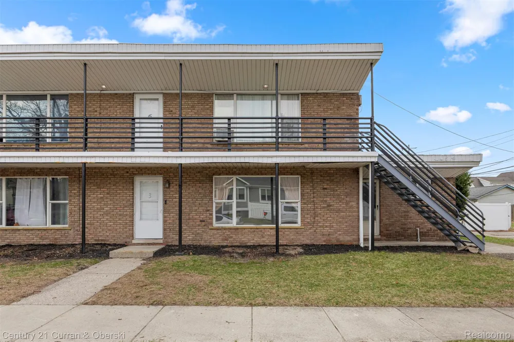 3615 4th Street Wyandotte City, MI 48192