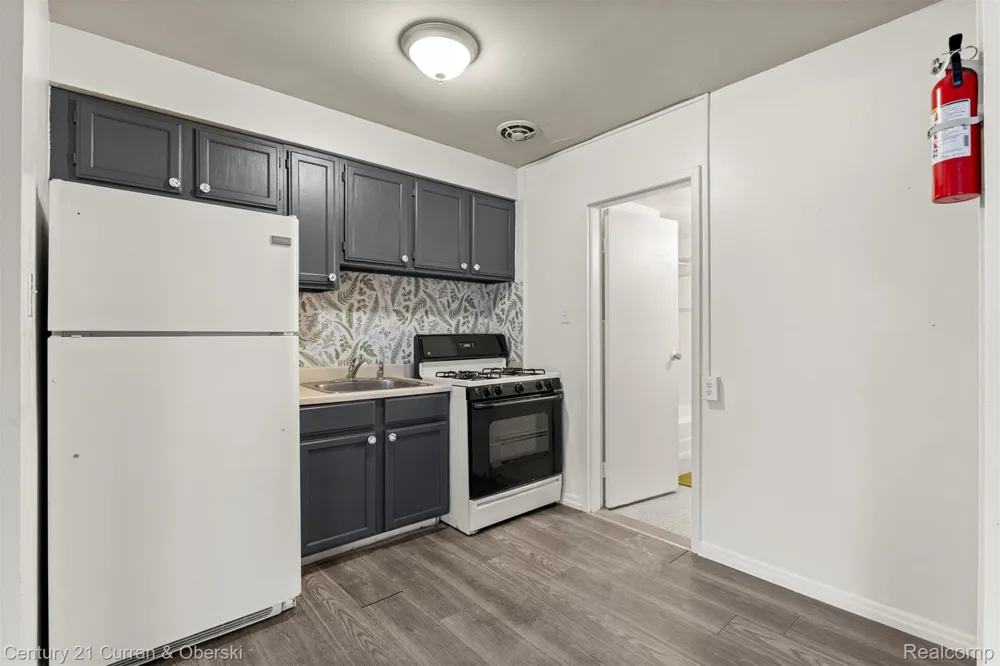 3615 4th Street Wyandotte City, MI 48192