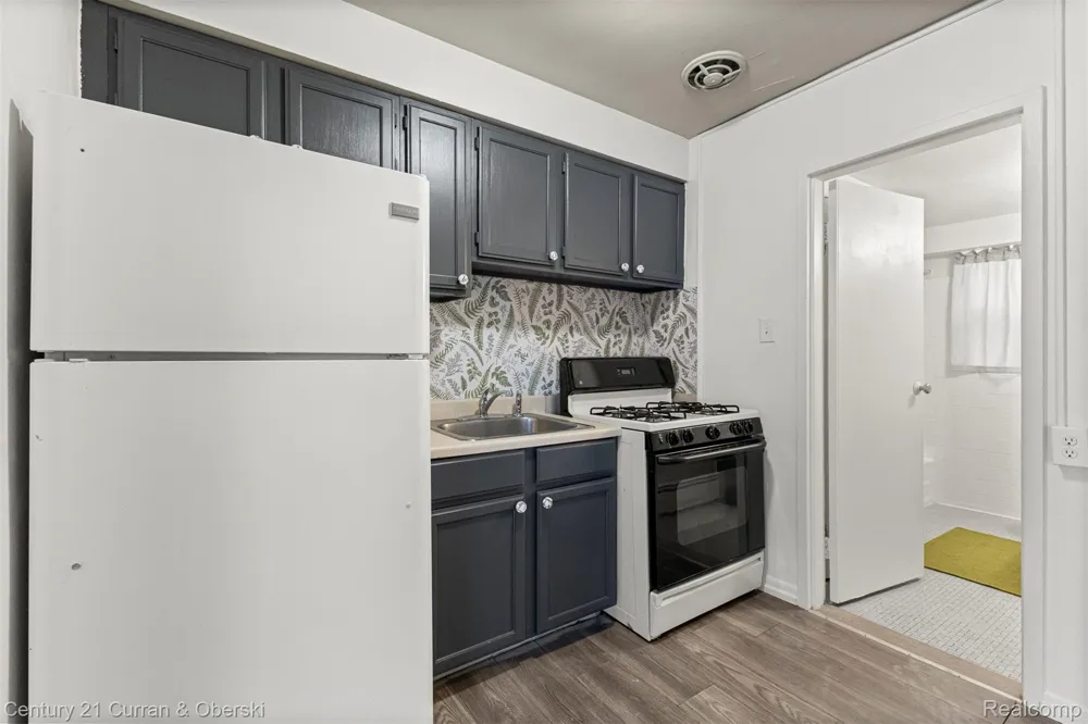 3615 4th Street Wyandotte City, MI 48192