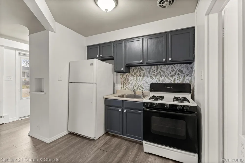 3615 4th Street Wyandotte City, MI 48192
