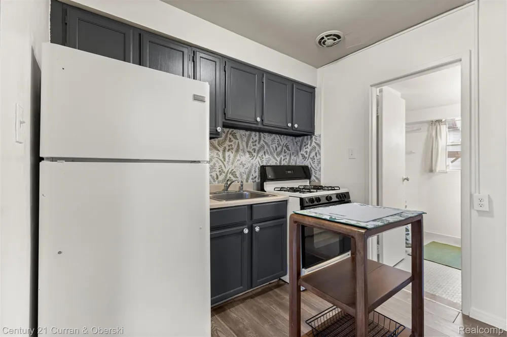 3615 4th Street Wyandotte City, MI 48192