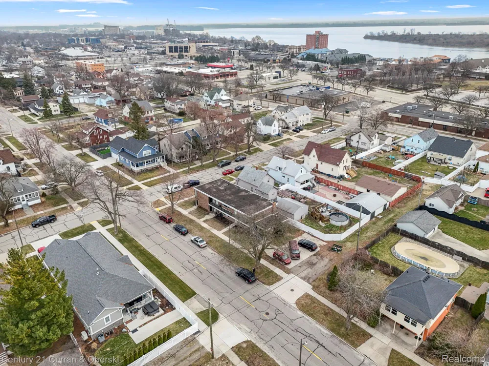 3615 4th Street Wyandotte City, MI 48192