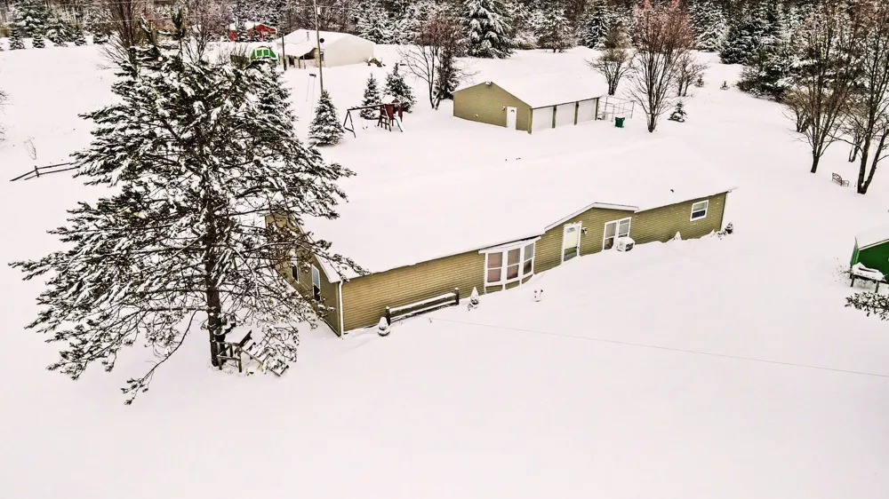 4395 Raymond Road Ellsworth Township, MI 49656