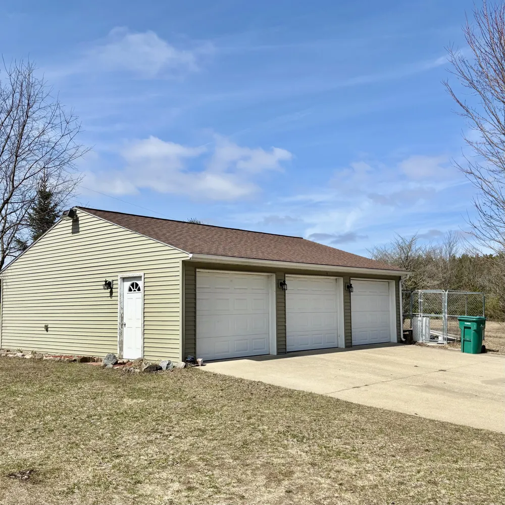 4395 Raymond Road Ellsworth Township, MI 49656