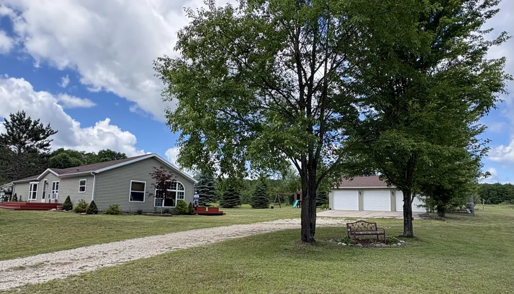 4395 Raymond Road Ellsworth Township, MI 49656