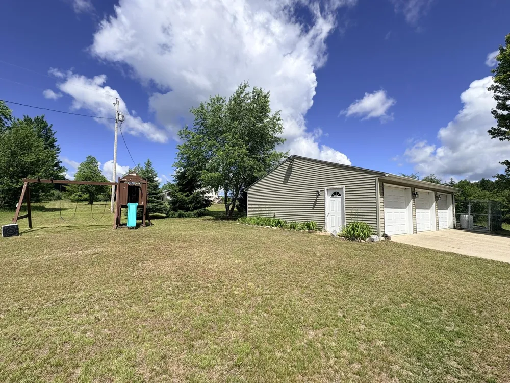 4395 Raymond Road Ellsworth Township, MI 49656