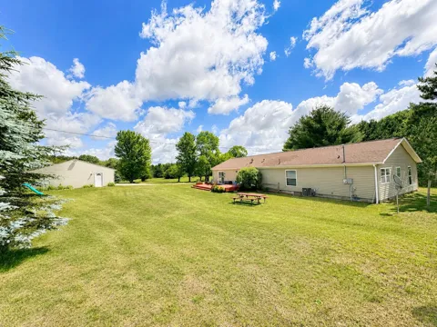 4395 Raymond Road