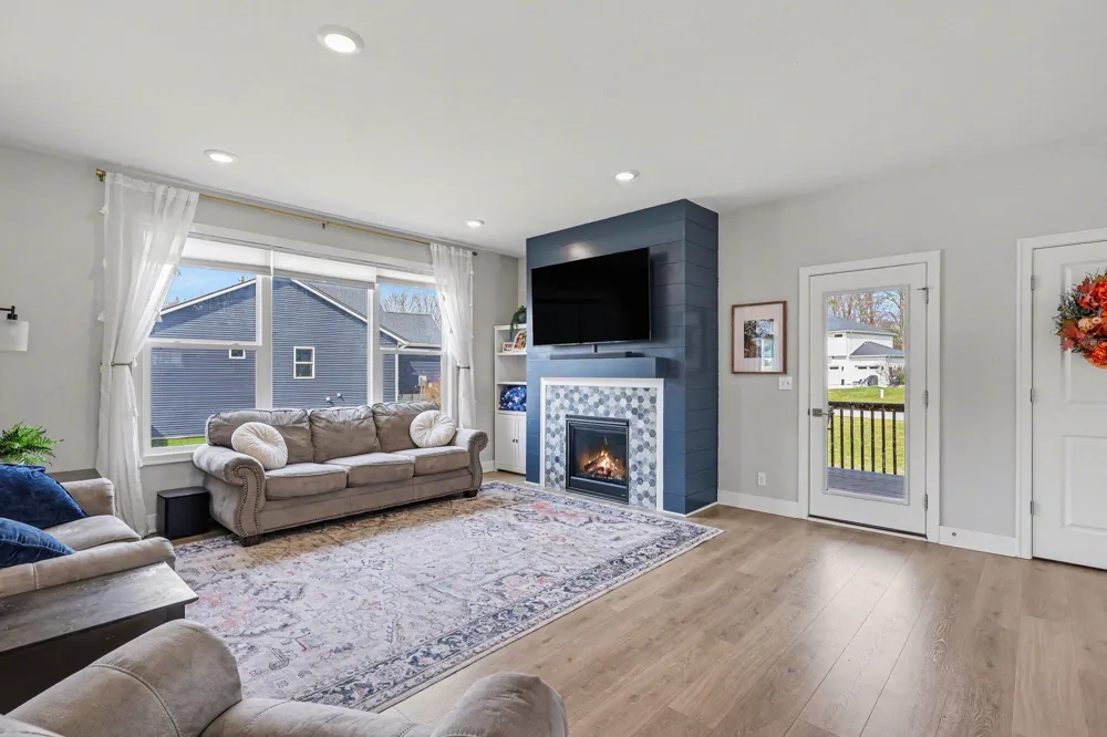 2803 Pinehill Drive Park Township, MI 49424