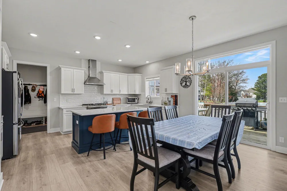 2803 Pinehill Drive Park Township, MI 49424