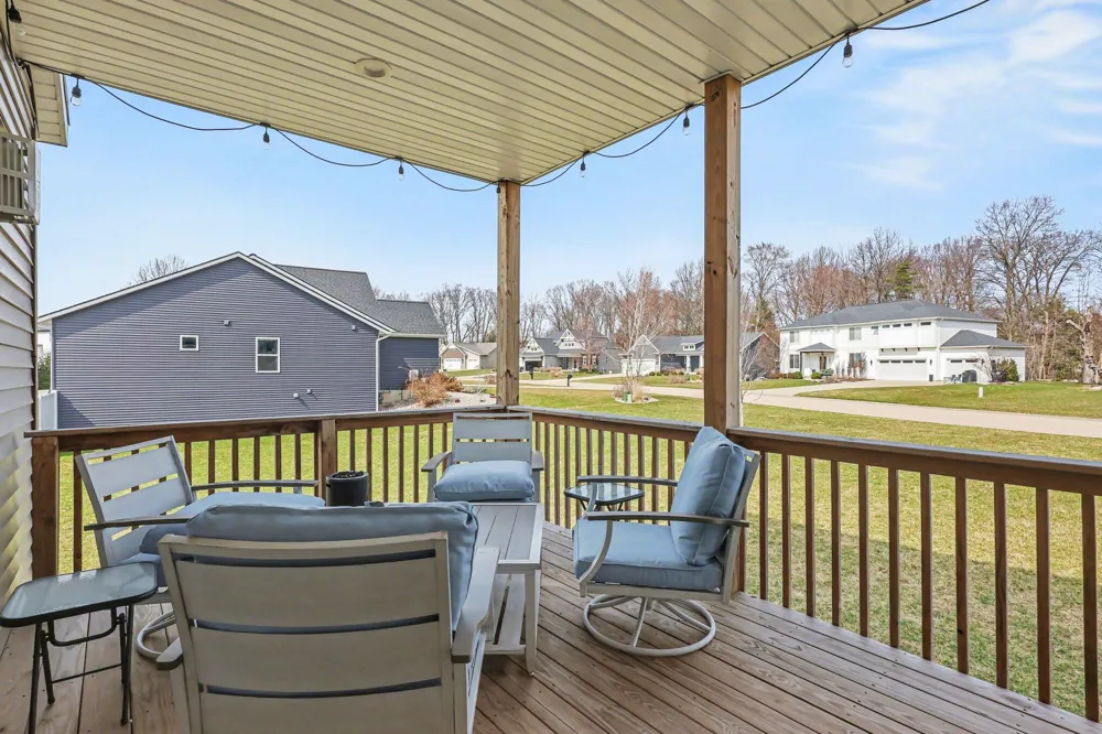 2803 Pinehill Drive Park Township, MI 49424