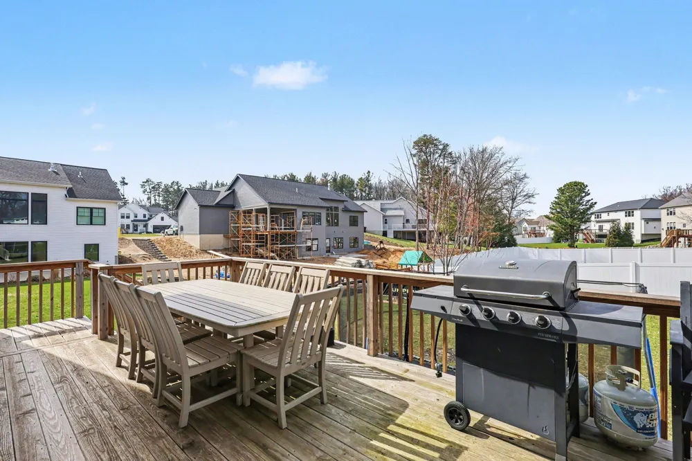 2803 Pinehill Drive Park Township, MI 49424