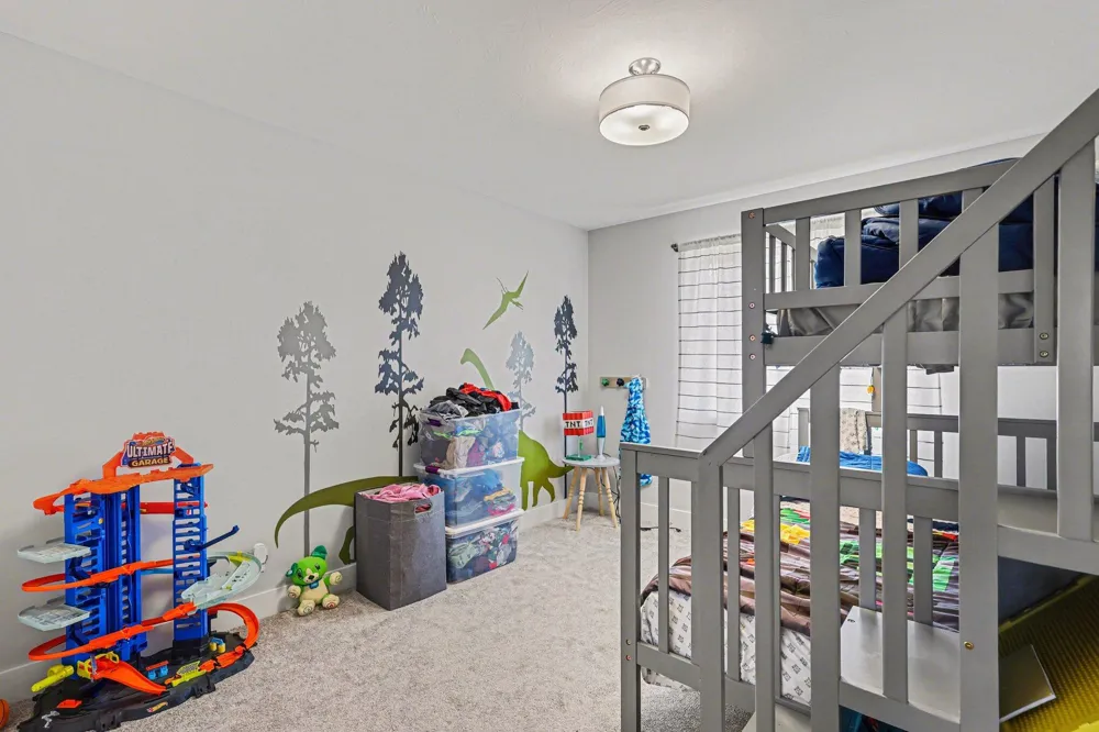 2803 Pinehill Drive Park Township, MI 49424