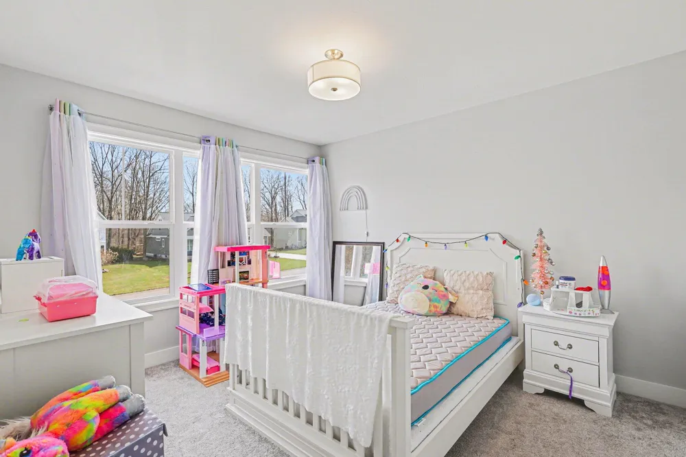 2803 Pinehill Drive Park Township, MI 49424