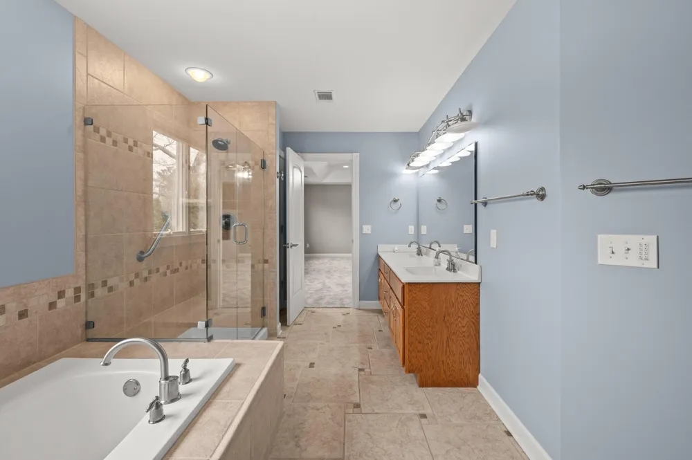 5036 Shoreview Drive Coloma Charter Township, MI 49038