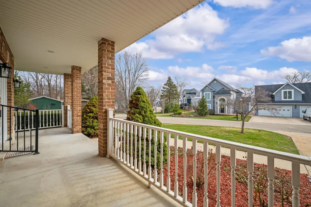 5036 Shoreview Drive Coloma Charter Township, MI 49038