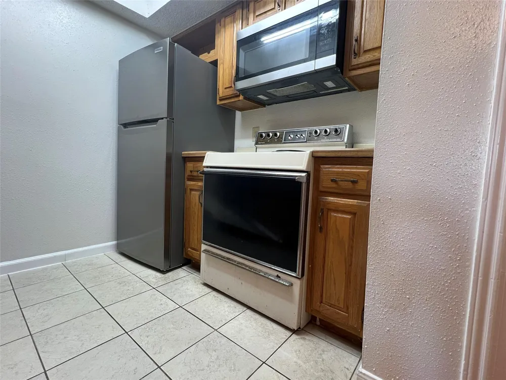 2826 S Bartell Drive #21 Houston, TX 77054