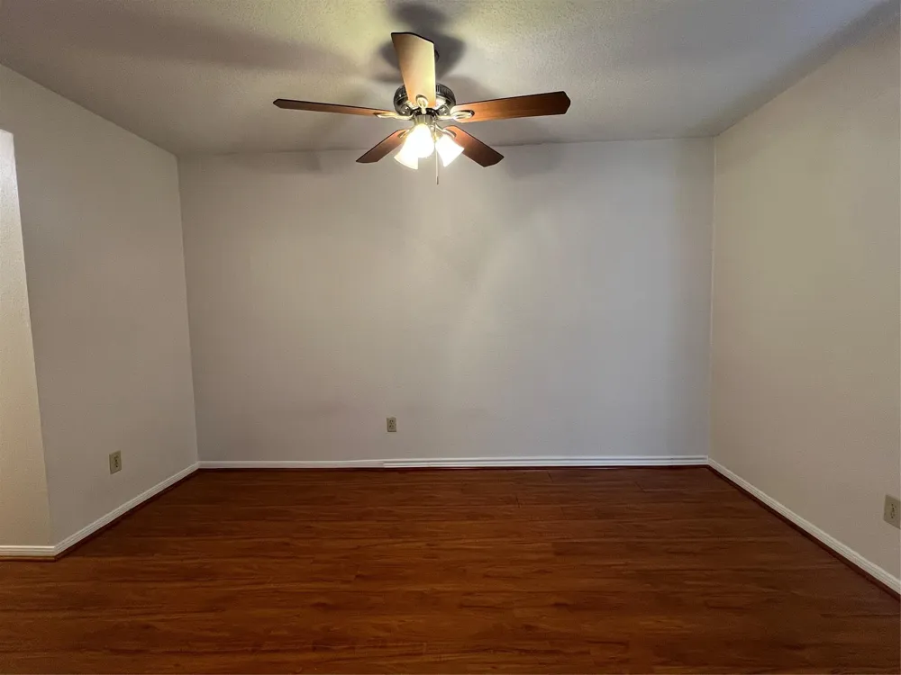 2826 S Bartell Drive #21 Houston, TX 77054