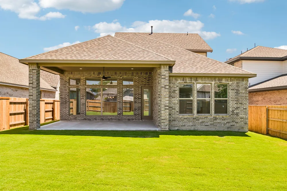 533 Prickly Poppy Loop Kyle, TX 78640