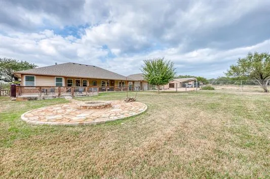 395 Lehne Loop Buchanan Dam, TX 78609