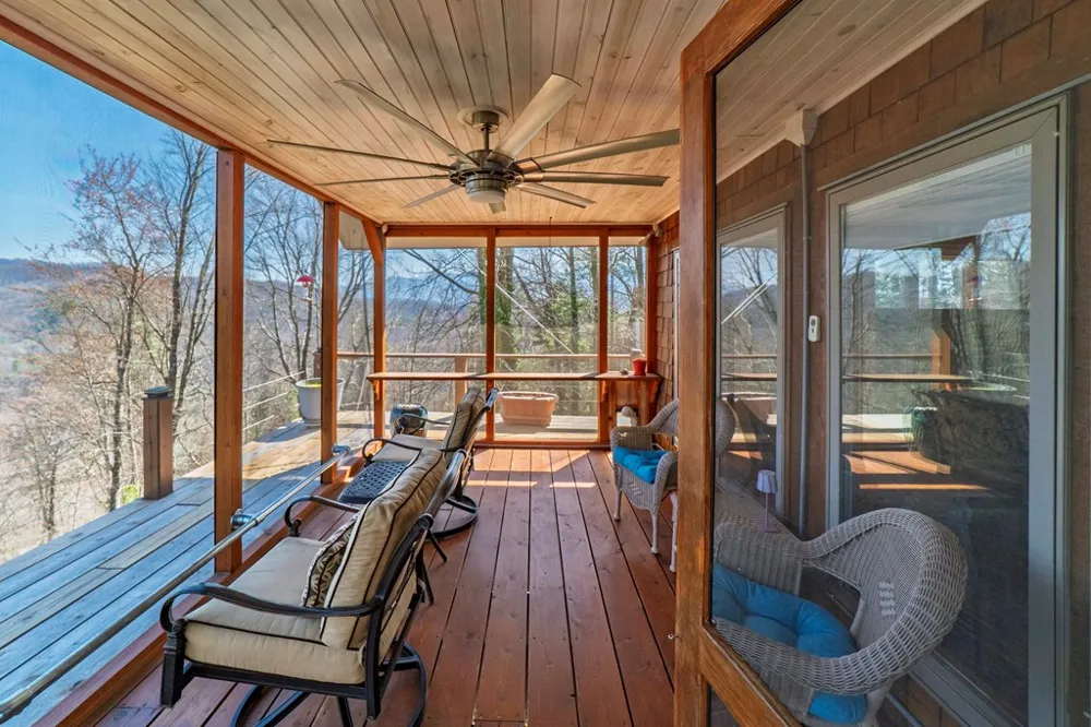 Deals Gap Road Robbinsville, NC 28771