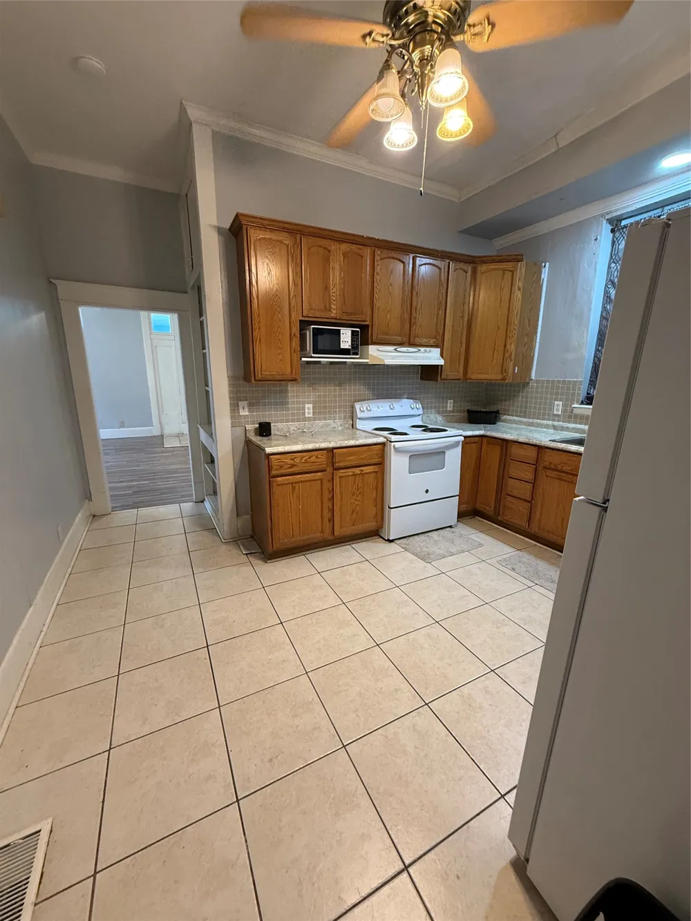 1528 Magnolia Avenue Shreveport, LA 71101