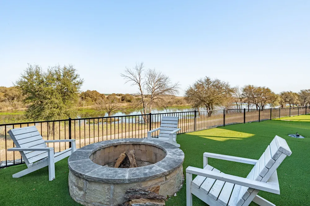 380 Ryan Joe Circle Iredell, TX 76649