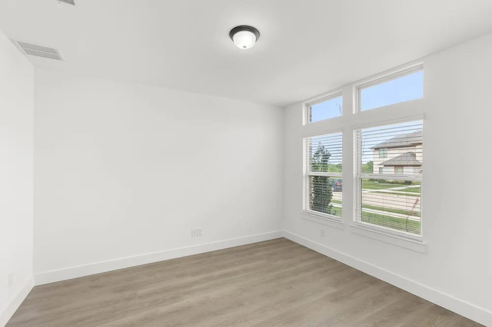 413 Tower Street DeSoto, TX 75115