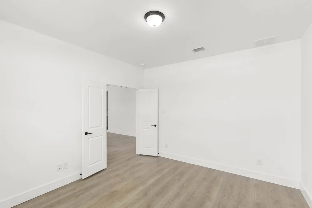 413 Tower Street DeSoto, TX 75115