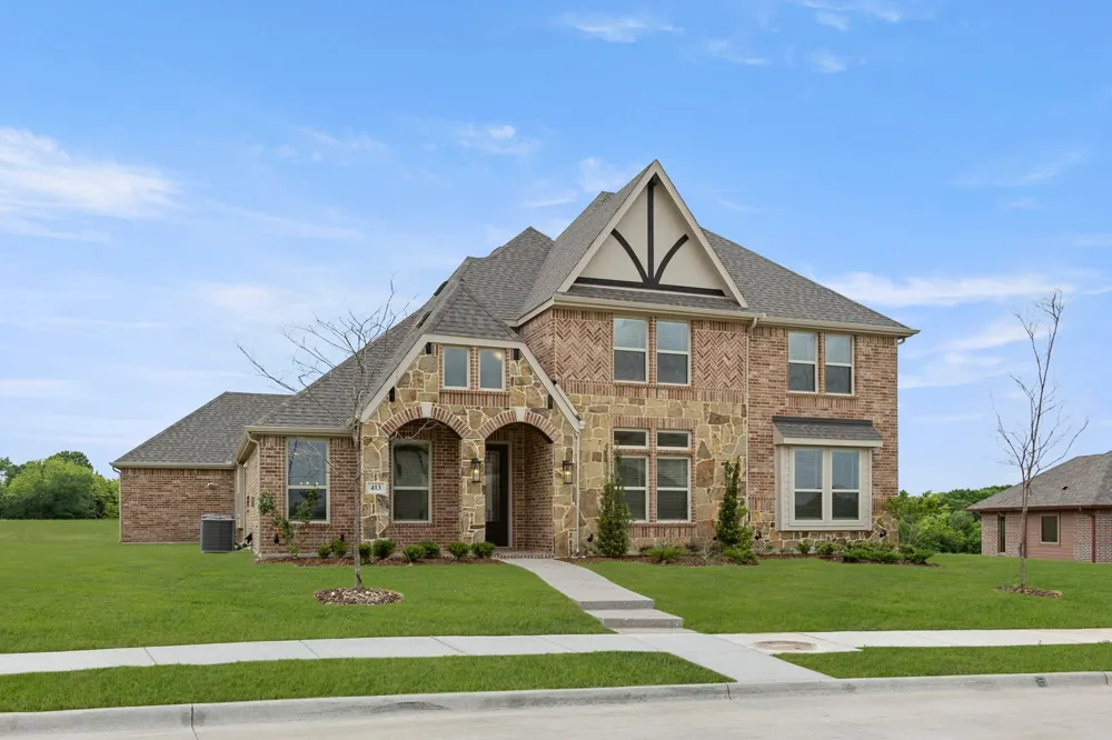 413 Tower Street DeSoto, TX 75115