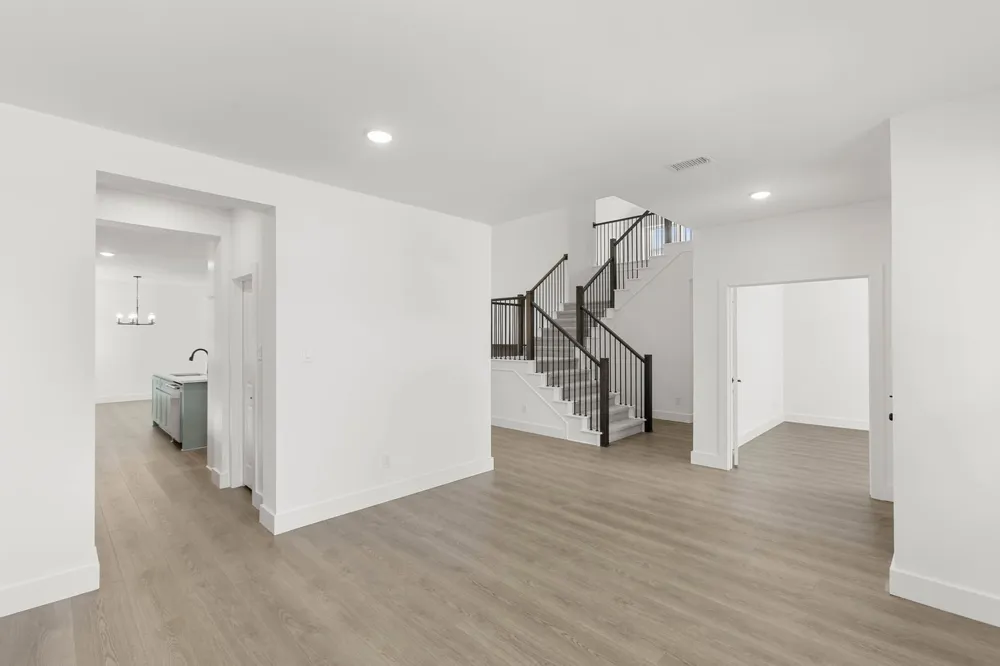 413 Tower Street DeSoto, TX 75115