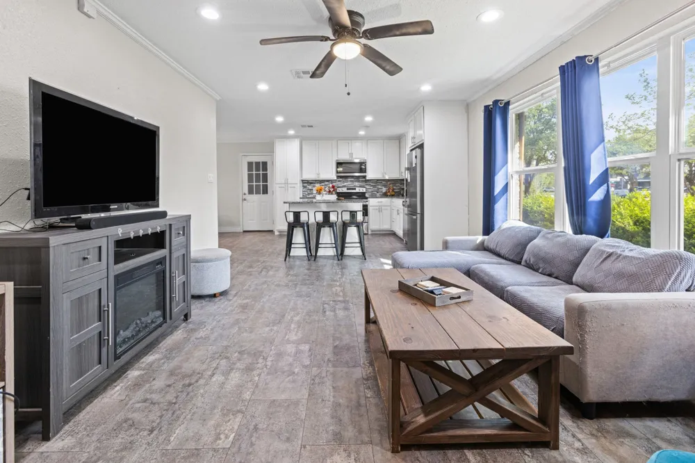 942 Longfellow Street Waco, TX 76710