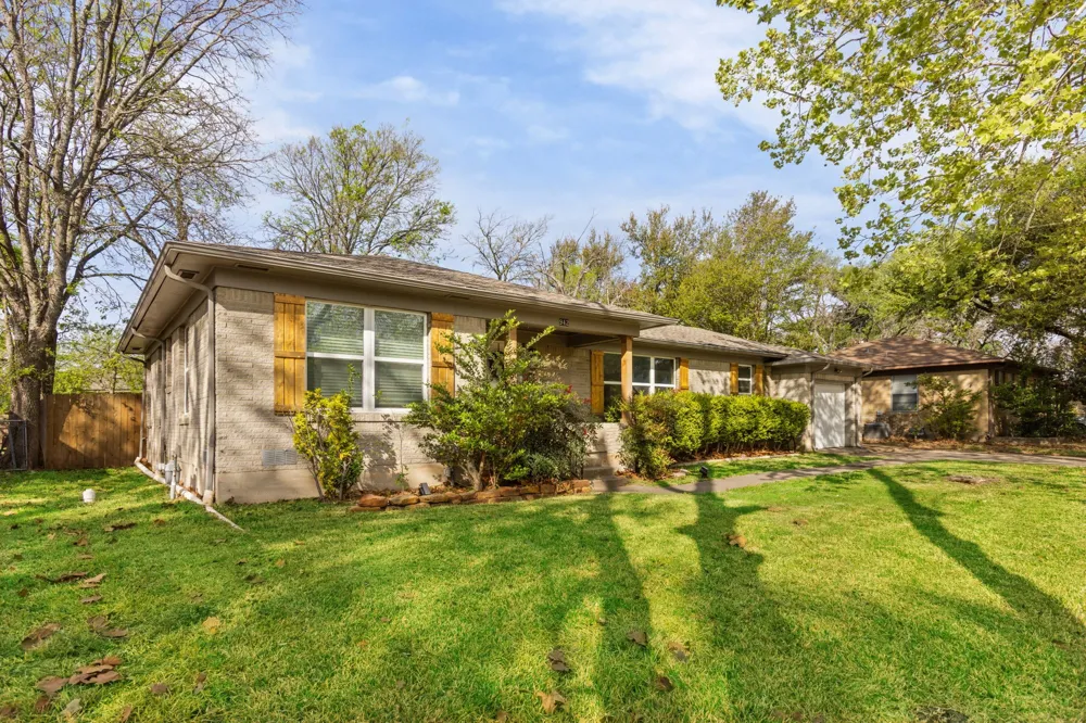 942 Longfellow Street Waco, TX 76710