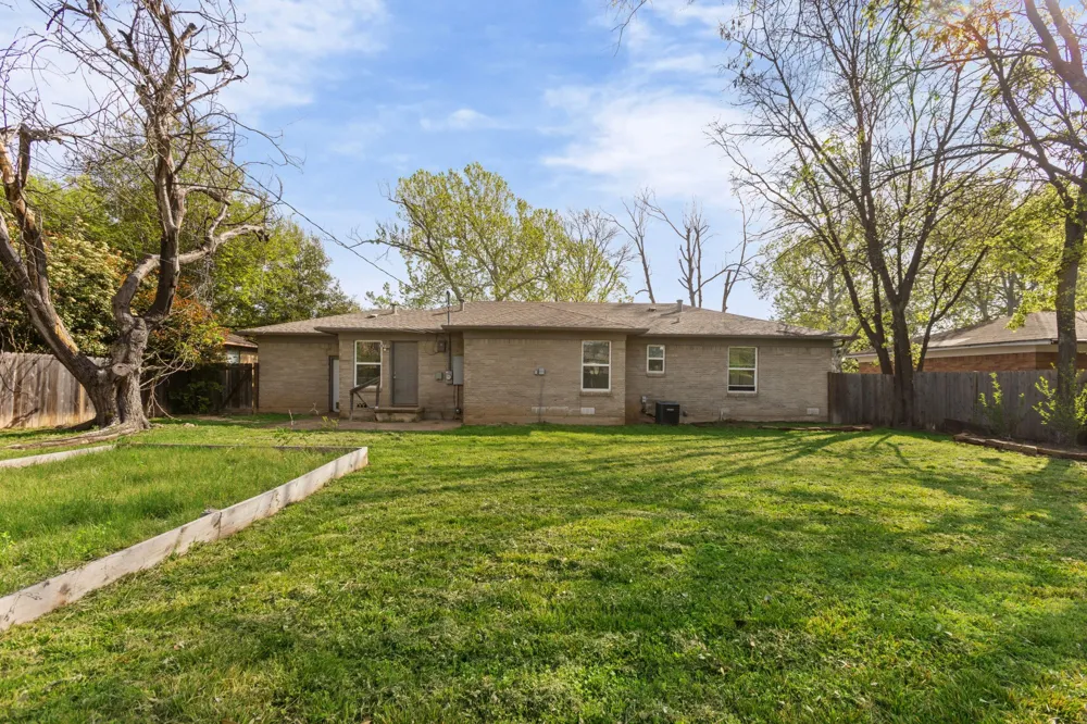 942 Longfellow Street Waco, TX 76710