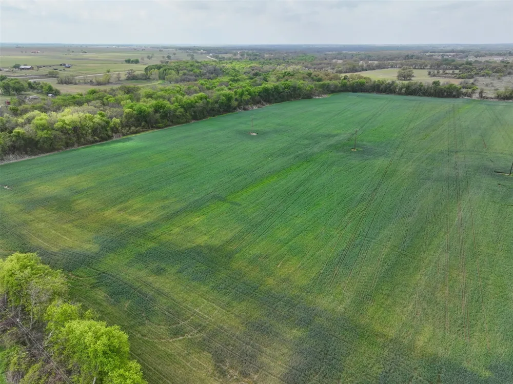 171 HCR 1450 Covington, TX 76636