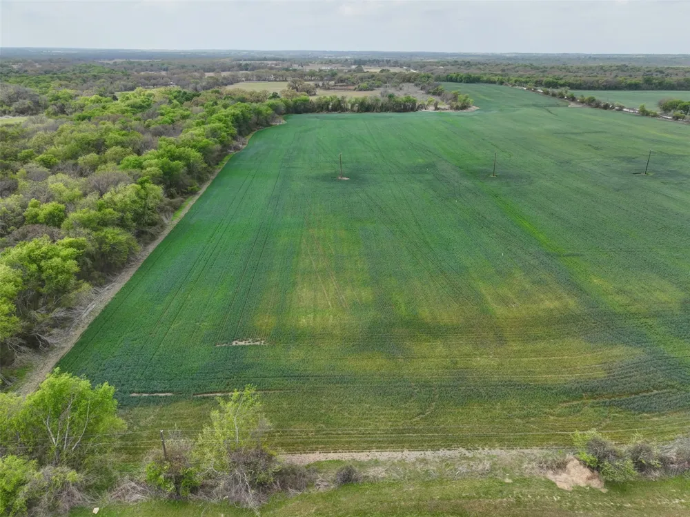 171 HCR 1450 Covington, TX 76636