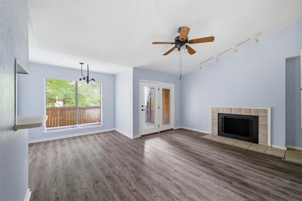 1212 Horizon Trail #3621 Arlington, TX 76011
